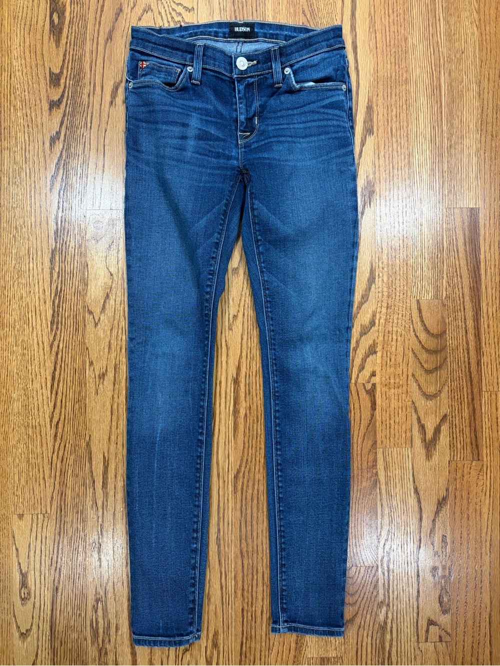 Hudson Low-Rise Krista Super Skinny Jeans (25)
